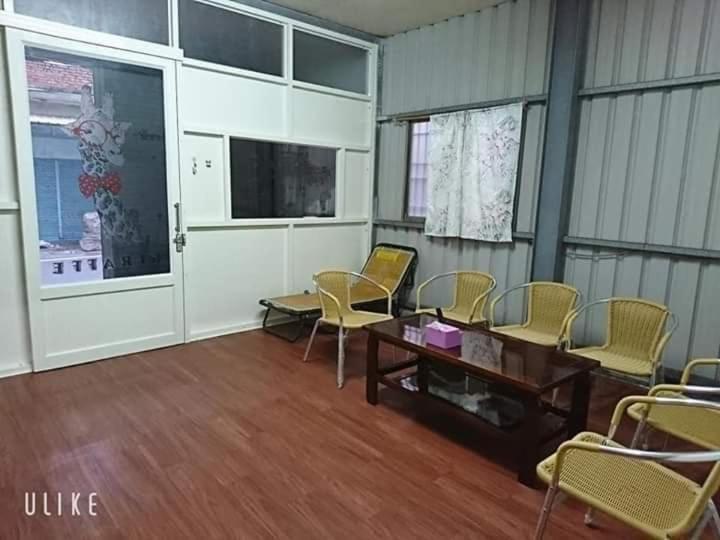 Tip Of The Iceberg B&B Hsziaoliucsiu Kültér fotó